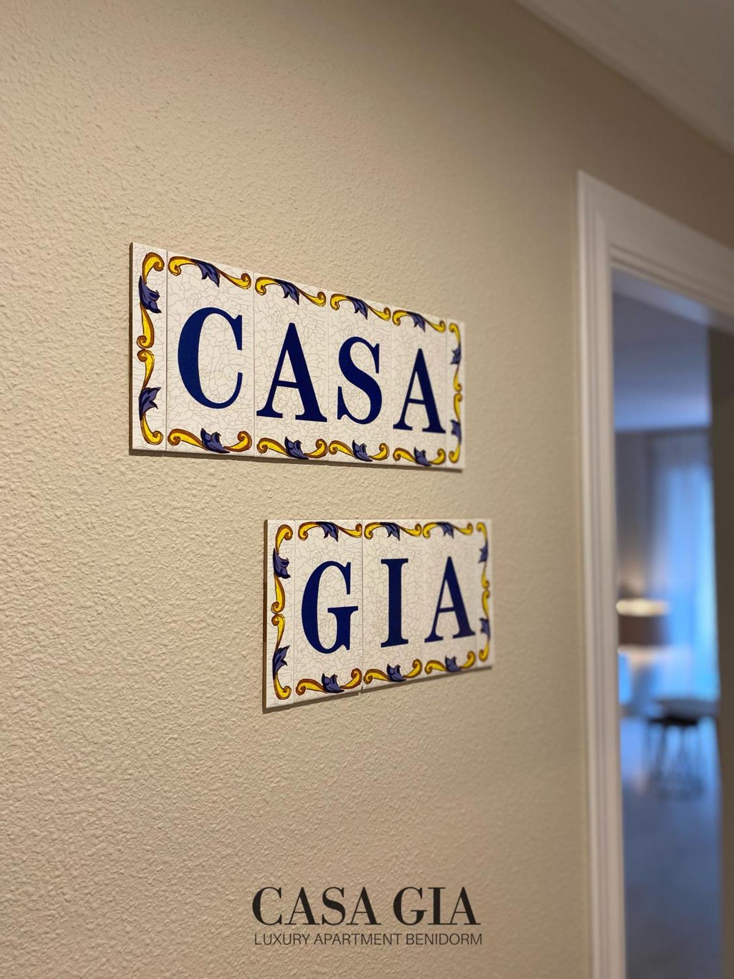 Casa Gia L Luxury Apartment Бенидорм Екстериор снимка