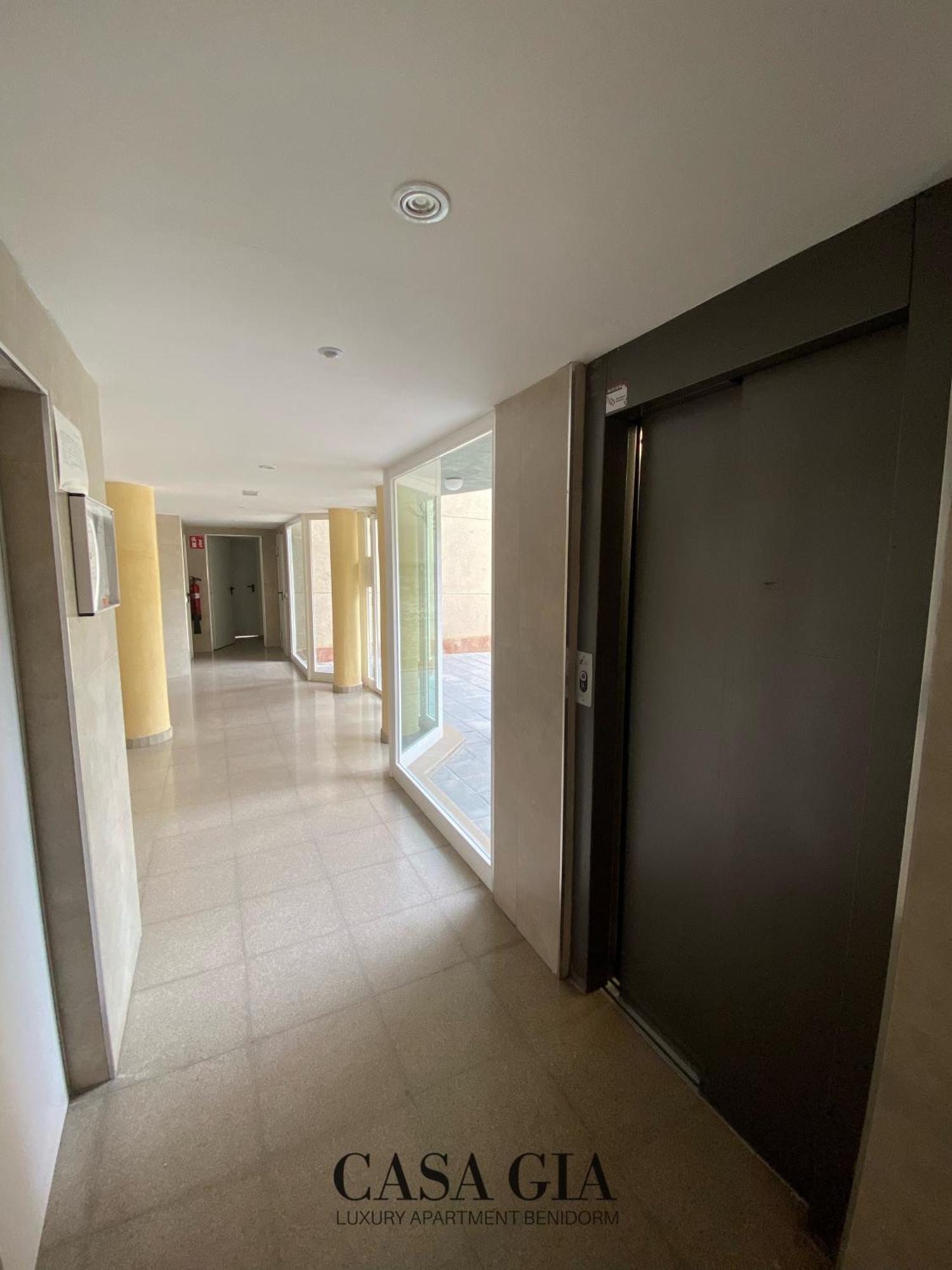Casa Gia L Luxury Apartment Бенидорм Екстериор снимка