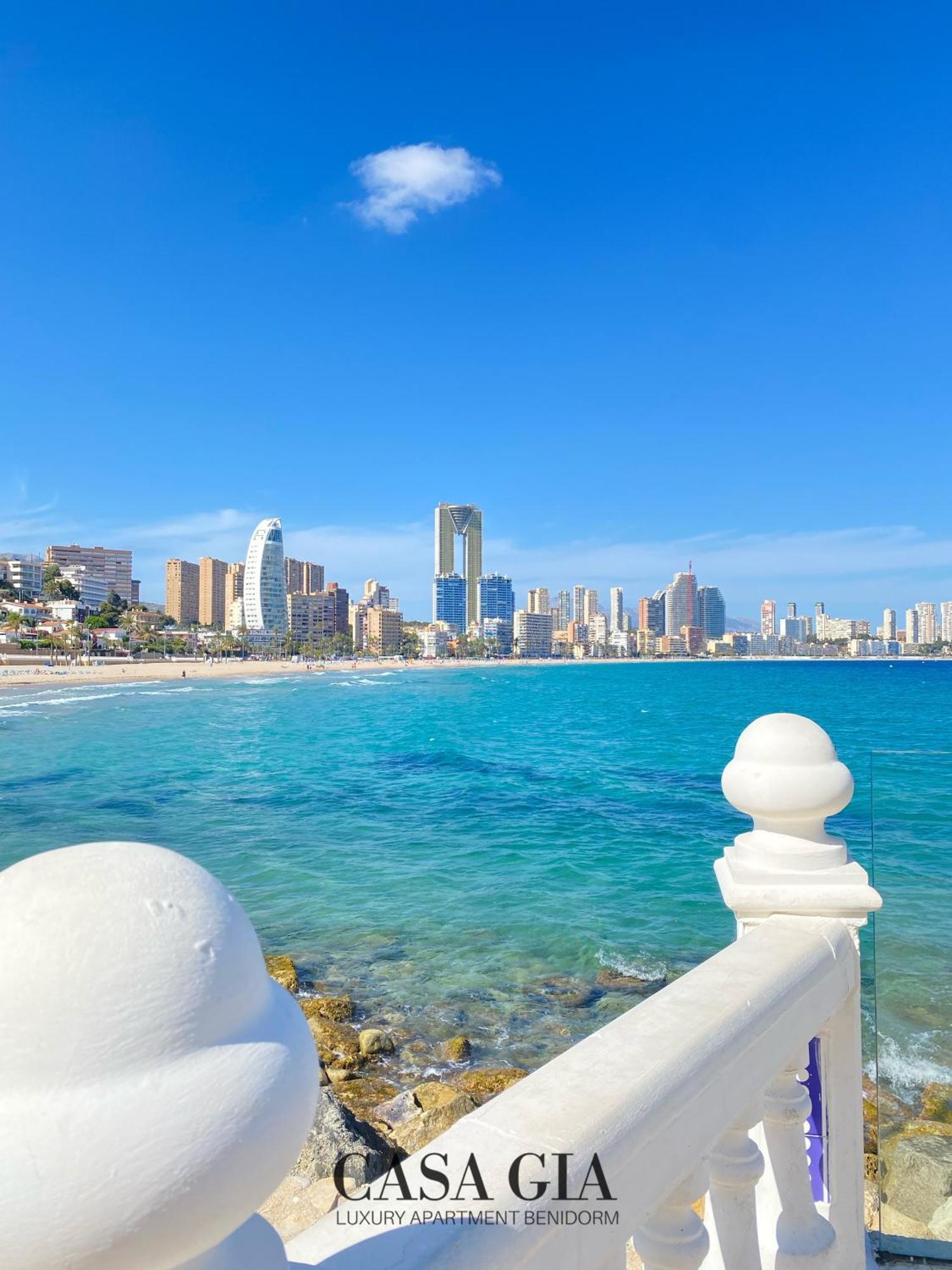 Casa Gia L Luxury Apartment Бенидорм Екстериор снимка