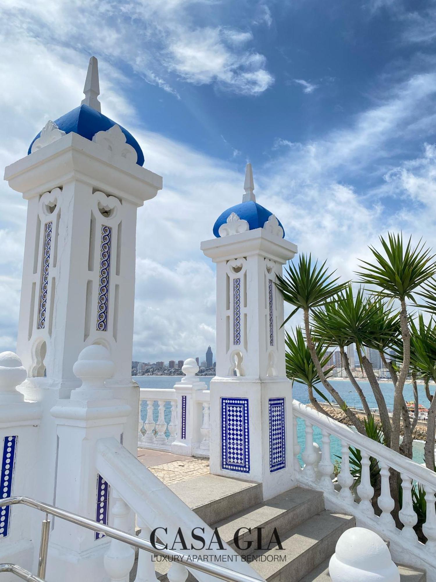 Casa Gia L Luxury Apartment Бенидорм Екстериор снимка